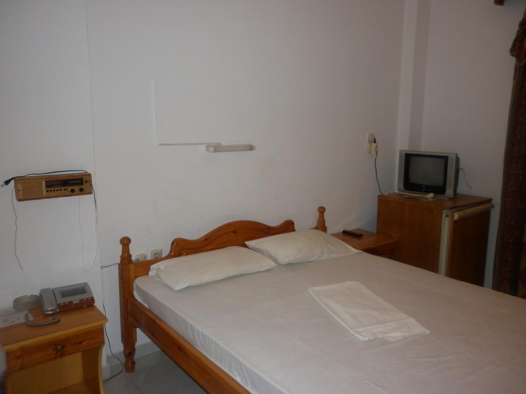 Miramare Hotel Lakkíon Екстериор снимка