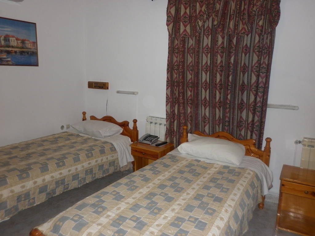 Miramare Hotel Lakkíon Стая снимка