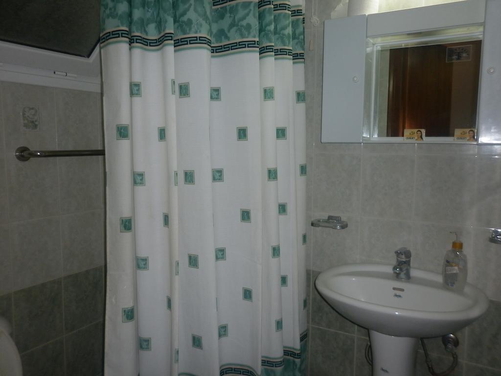 Miramare Hotel Lakkíon Екстериор снимка