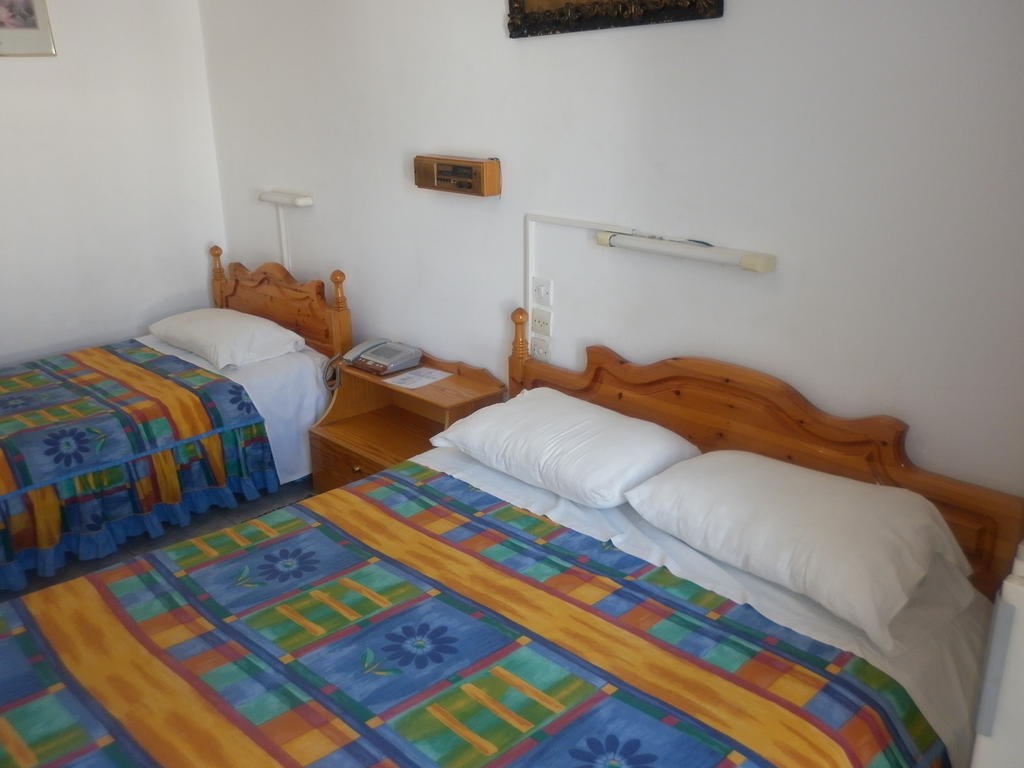Miramare Hotel Lakkíon Стая снимка
